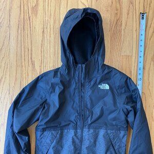 Boys North Face Jacket, M 10/12, black